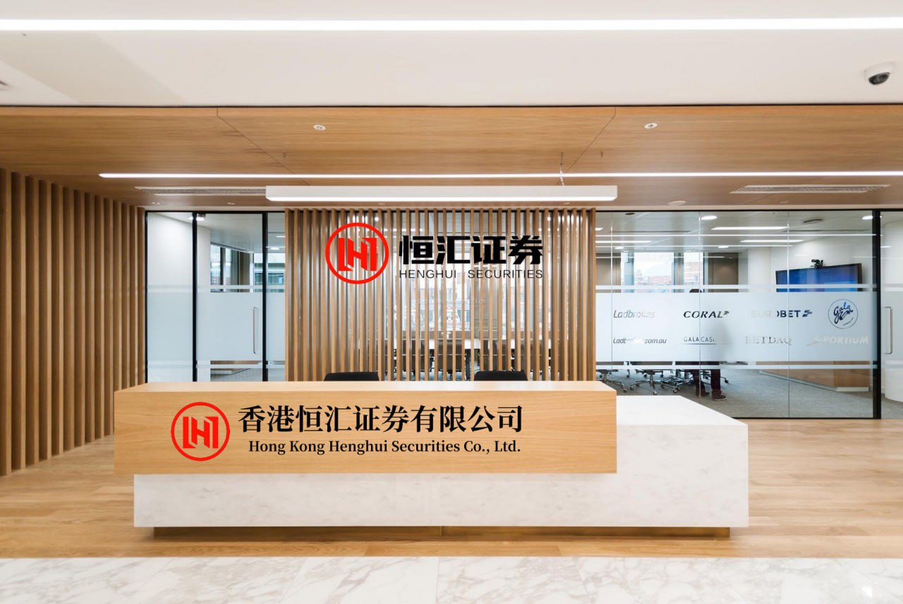 御龙优配 惊！二次加工动漫美女图，自媒体轻松斩获两万流量与777元收入